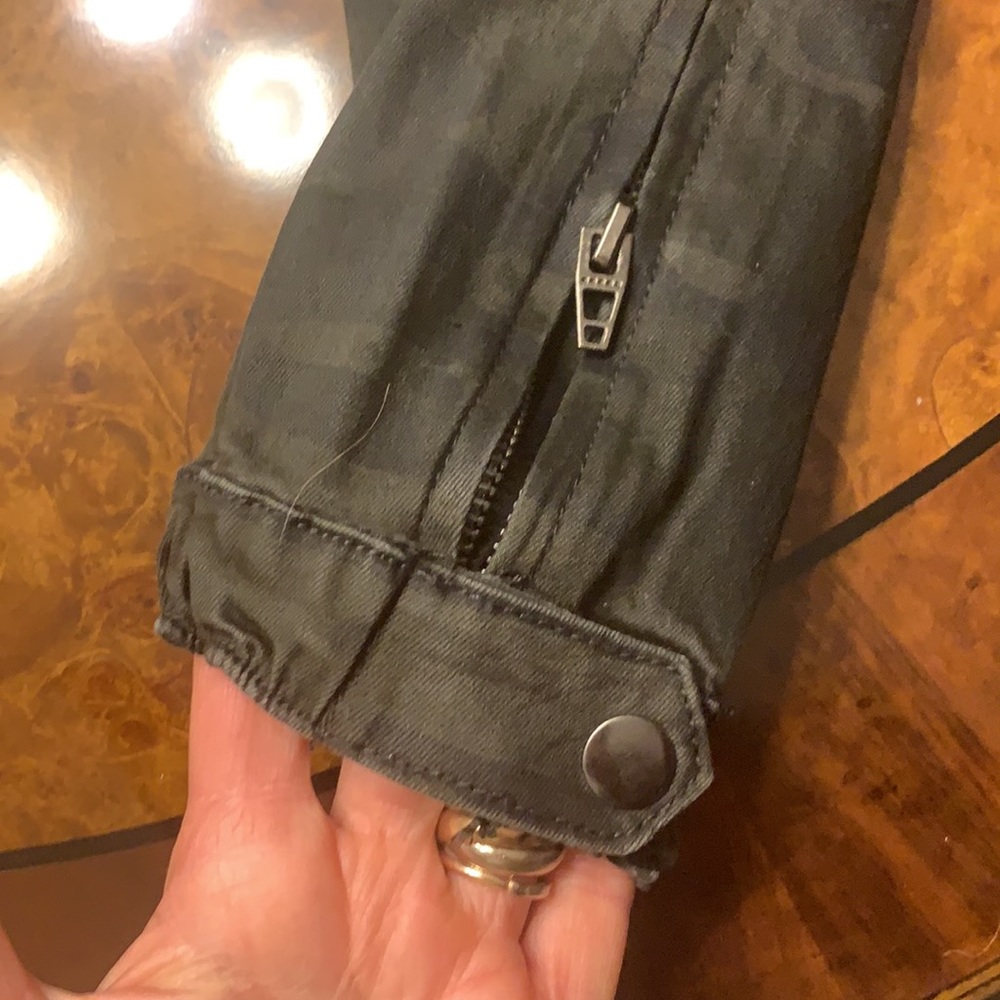 Jeans - Picture 4 of 8